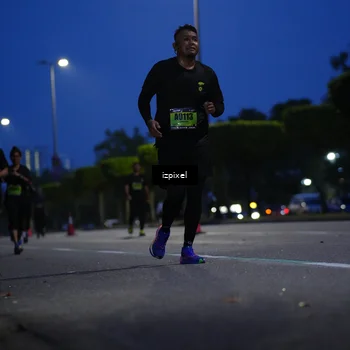 Runner Photo 5477030