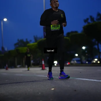 Runner Photo 5477037
