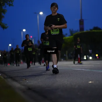 Runner Photo 5477039