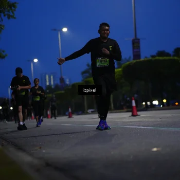 Runner Photo 5477042