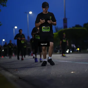 Runner Photo 5477044