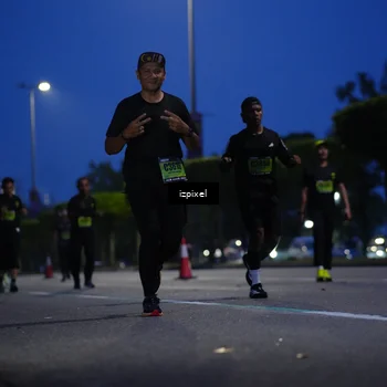 Runner Photo 5477065