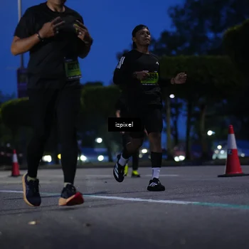 Runner Photo 5477068