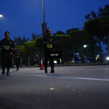 Runner Photo 5477075