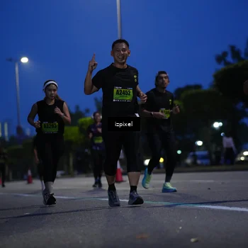 Runner Photo 5477083