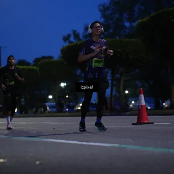 Runner Photo 5477094