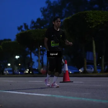 Runner Photo 5477109