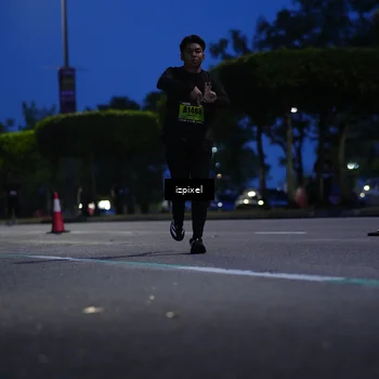 Runner Photo 5477114