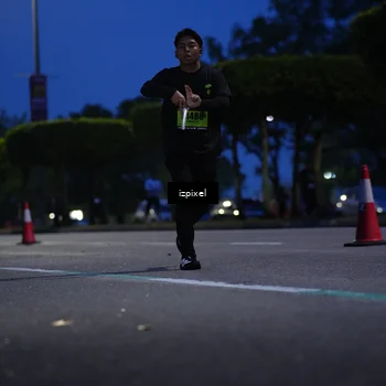 Runner Photo 5477117