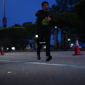 Runner Photo 5477119