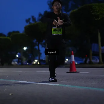 Runner Photo 5477123