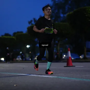 Runner Photo 5477146