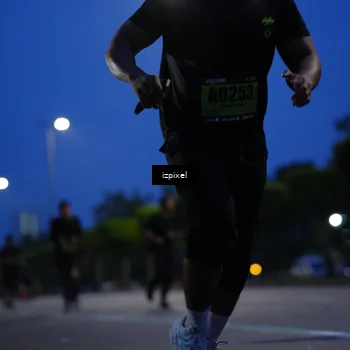 Runner Photo 5477174