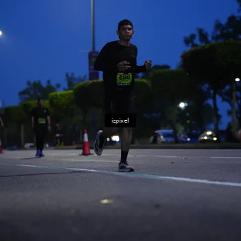 Runner Photo 5477181