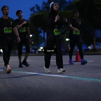 Runner Photo 5477215