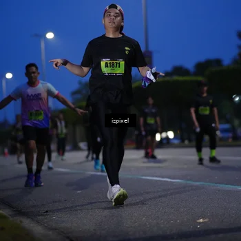 Runner Photo 5477222