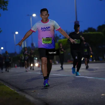 Runner Photo 5477228