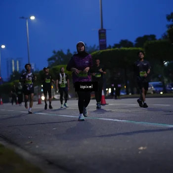 Runner Photo 5477238