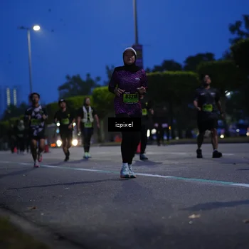 Runner Photo 5477239
