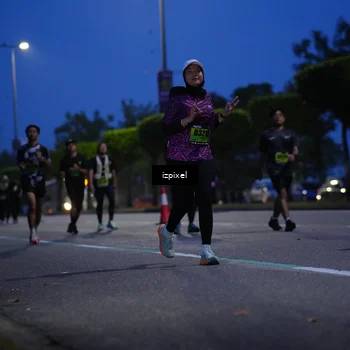 Runner Photo 5477243
