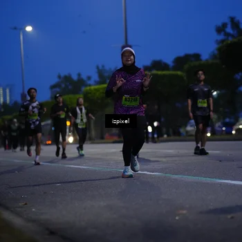 Runner Photo 5477246
