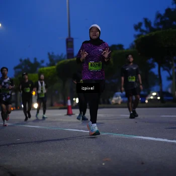 Runner Photo 5477249