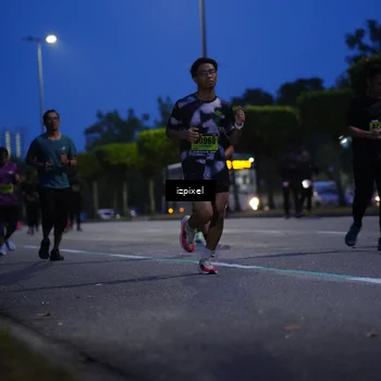 Runner Photo 5477257