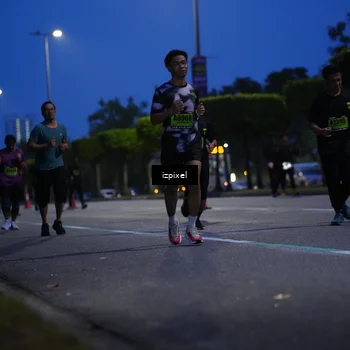 Runner Photo 5477258