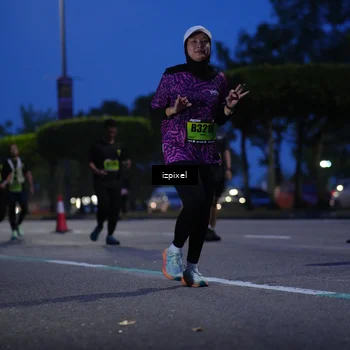 Runner Photo 5477259
