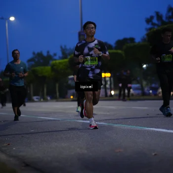 Runner Photo 5477262