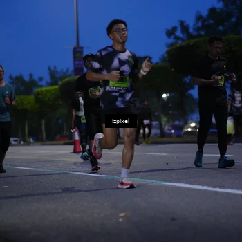 Runner Photo 5477265