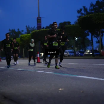 Runner Photo 5477294