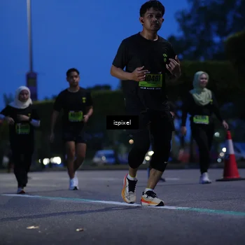 Runner Photo 5477313
