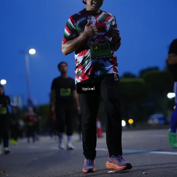 Runner Photo 5477336