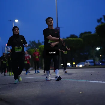 Runner Photo 5477345