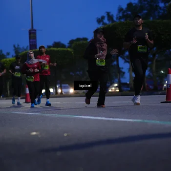 Runner Photo 5477358