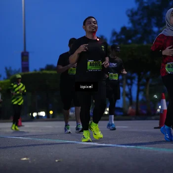 Runner Photo 5477383