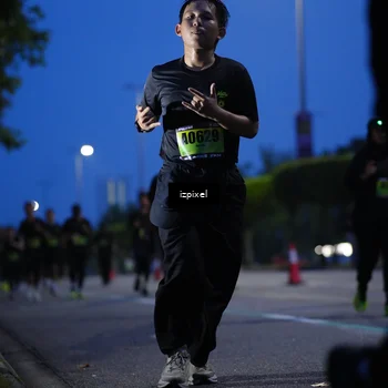 Runner Photo 5477408