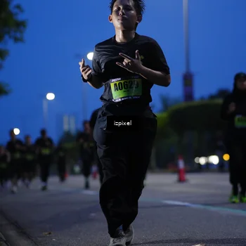 Runner Photo 5477415