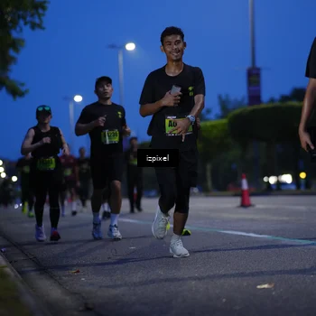 Runner Photo 5477425