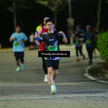 Runner Photo 5477800