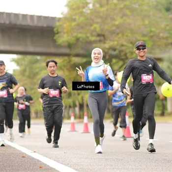 Runner Photo 5481165