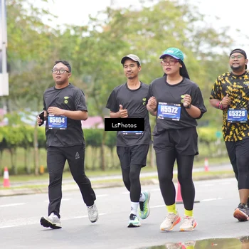 Runner Photo 5483413
