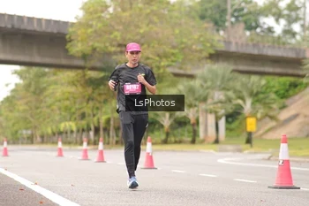 Runner Photo 5485052