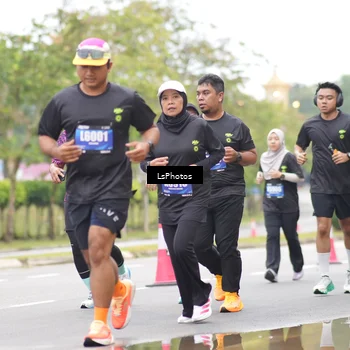 Runner Photo 5487735