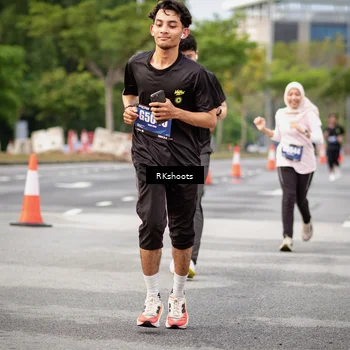 Runner Photo 5487760