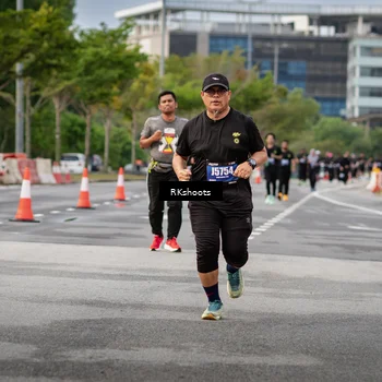 Runner Photo 5489059