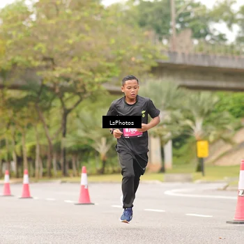 Runner Photo 5489092