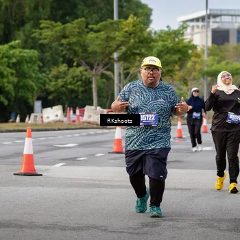 Runner Photo 5489873