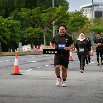 Runner Photo 5489972